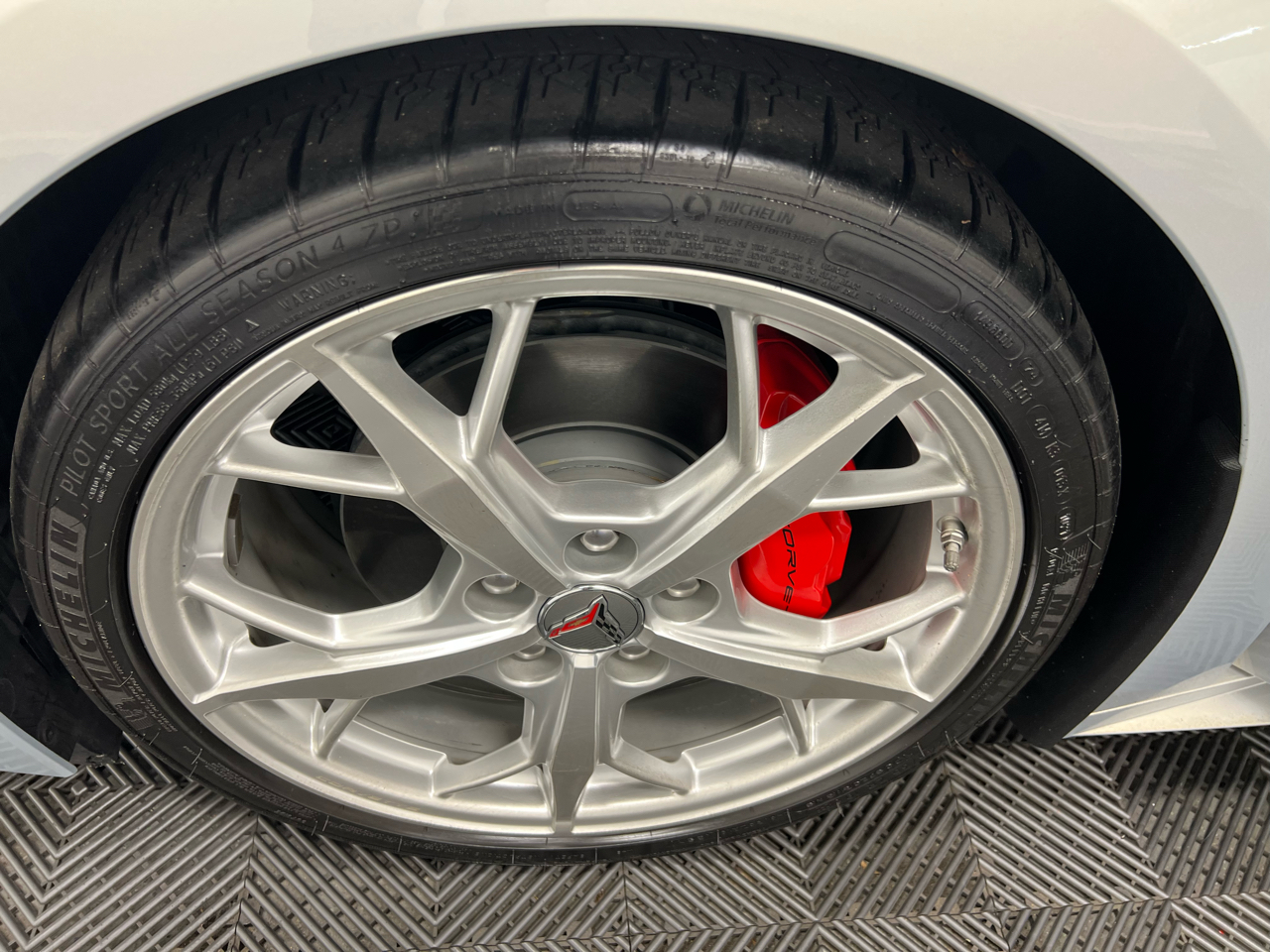 Chevrolet Corvette 2dr Stingray Cpe w/2LT 2021