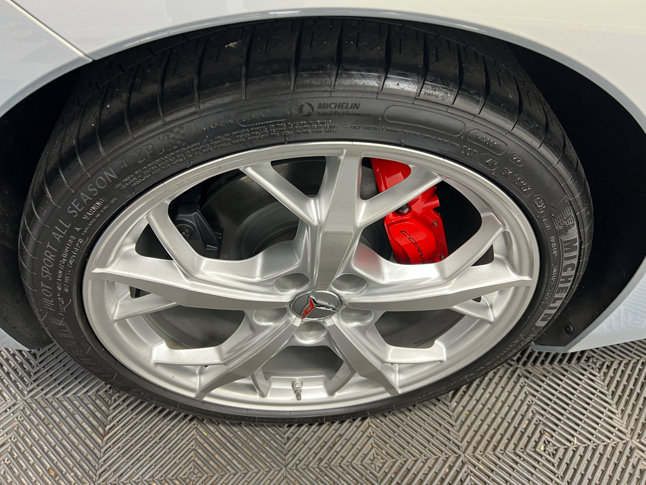 Chevrolet Corvette 2dr Stingray Cpe w/2LT 2021