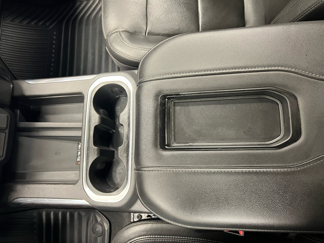 Chevrolet Silverado 1500 4WD Crew Cab 147" LTZ 2020