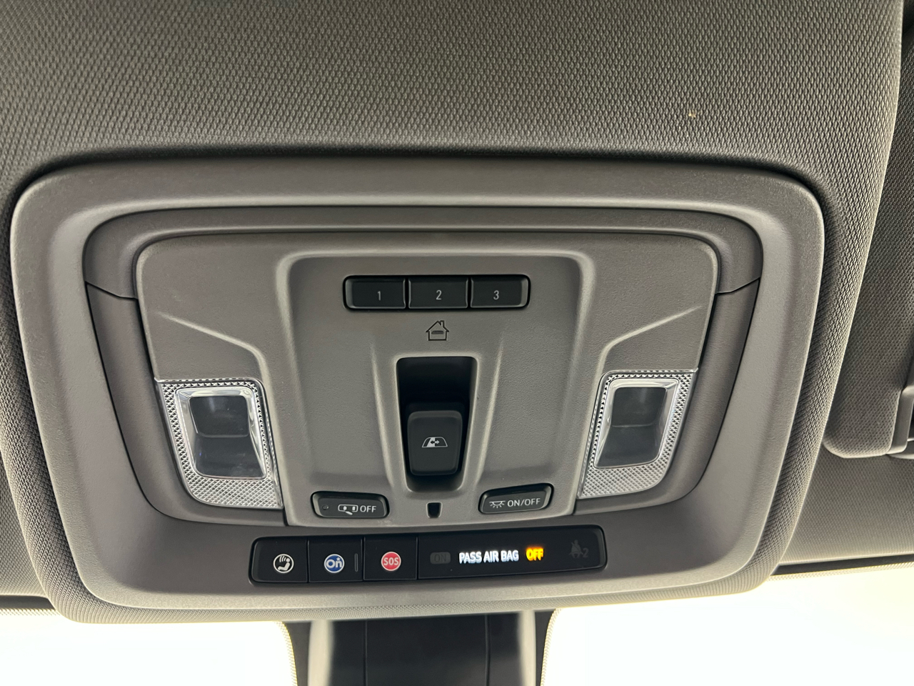 Chevrolet Silverado 1500 4WD Crew Cab 147" LTZ 2020