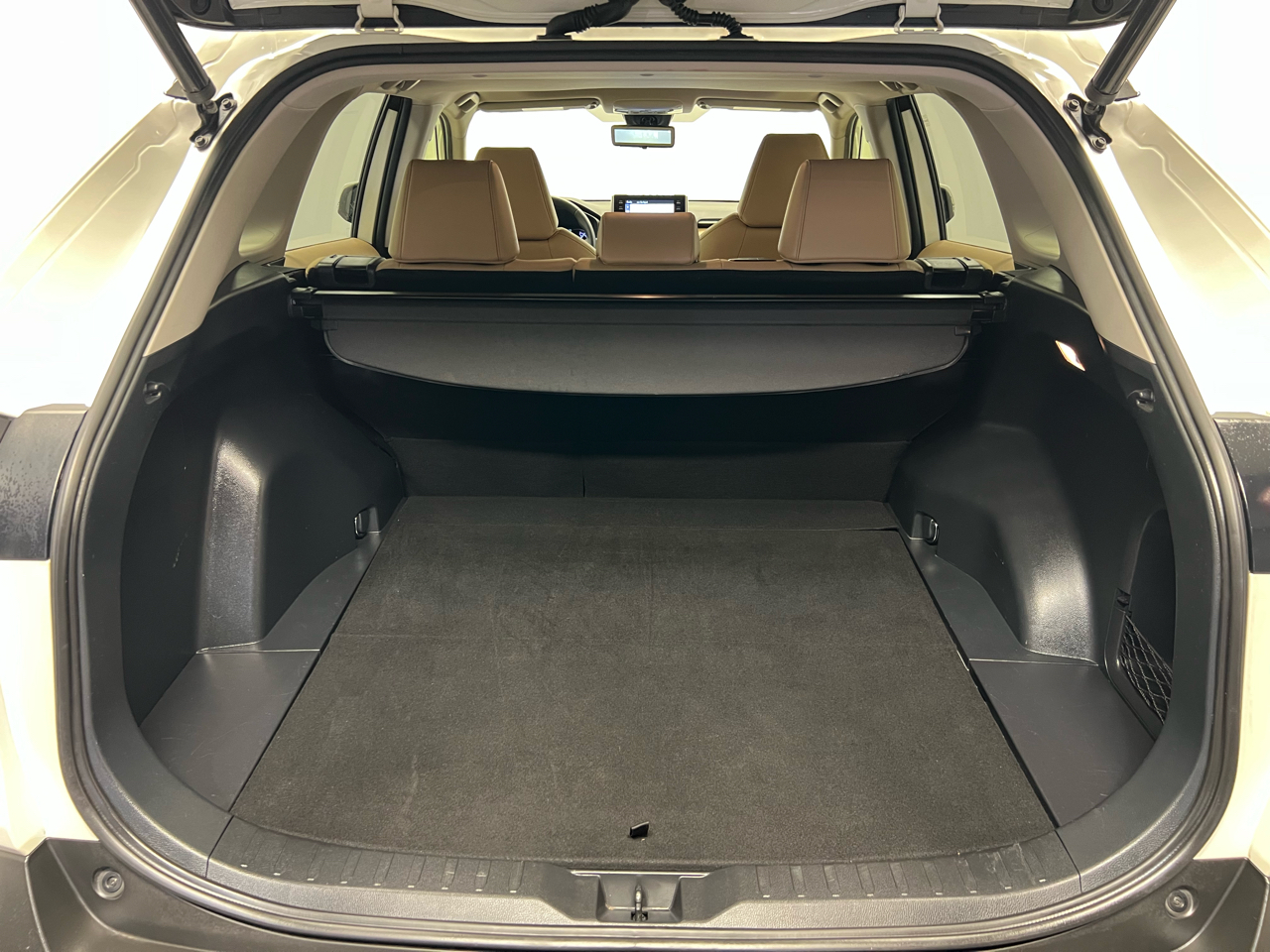 Toyota RAV4 Limited FWD (Natl) 2019