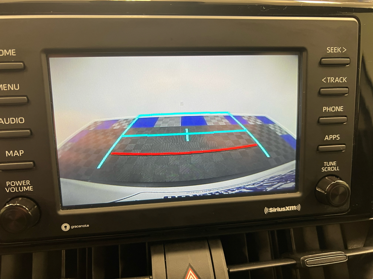 Toyota RAV4 XLE FWD (Natl) 2020