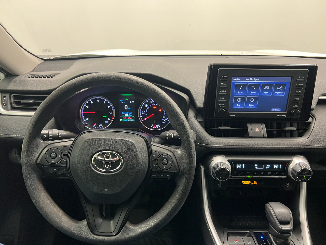 Toyota RAV4 XLE FWD (Natl) 2020