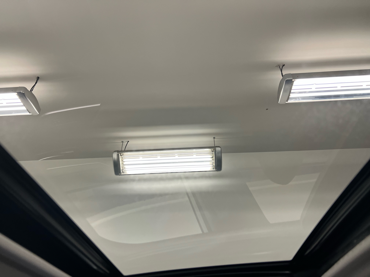 Toyota RAV4 XLE FWD (Natl) 2020