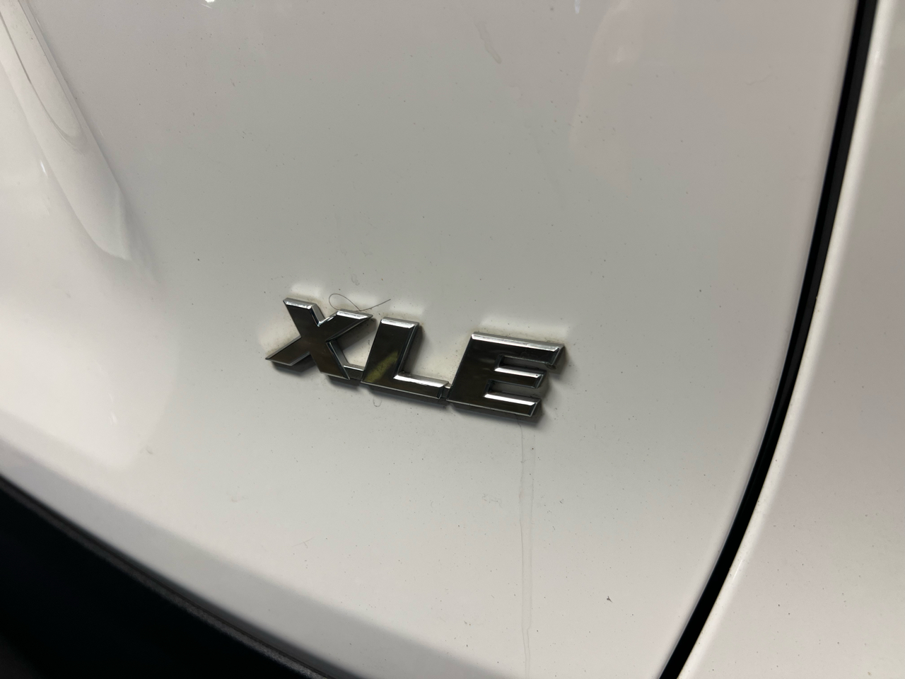 Toyota RAV4 XLE FWD (Natl) 2020