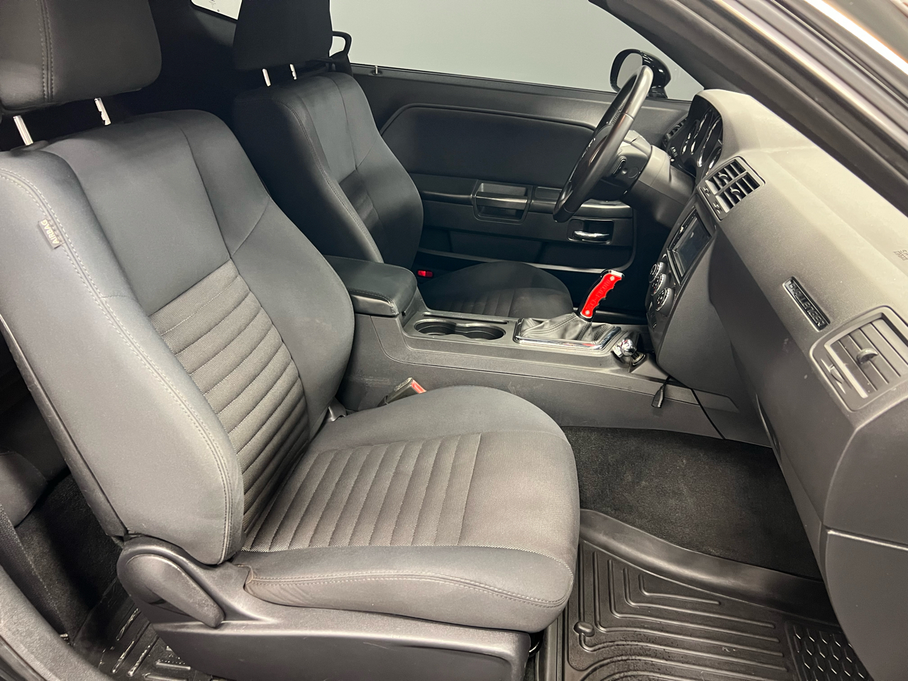 Dodge Challenger 2dr Cpe R/T 2013