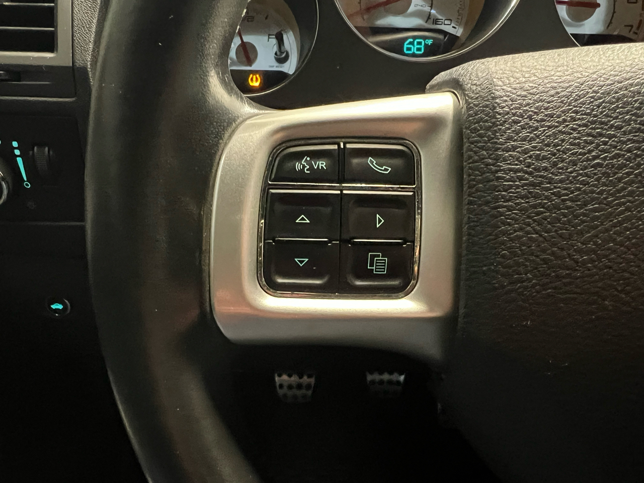 Dodge Challenger 2dr Cpe R/T 2013