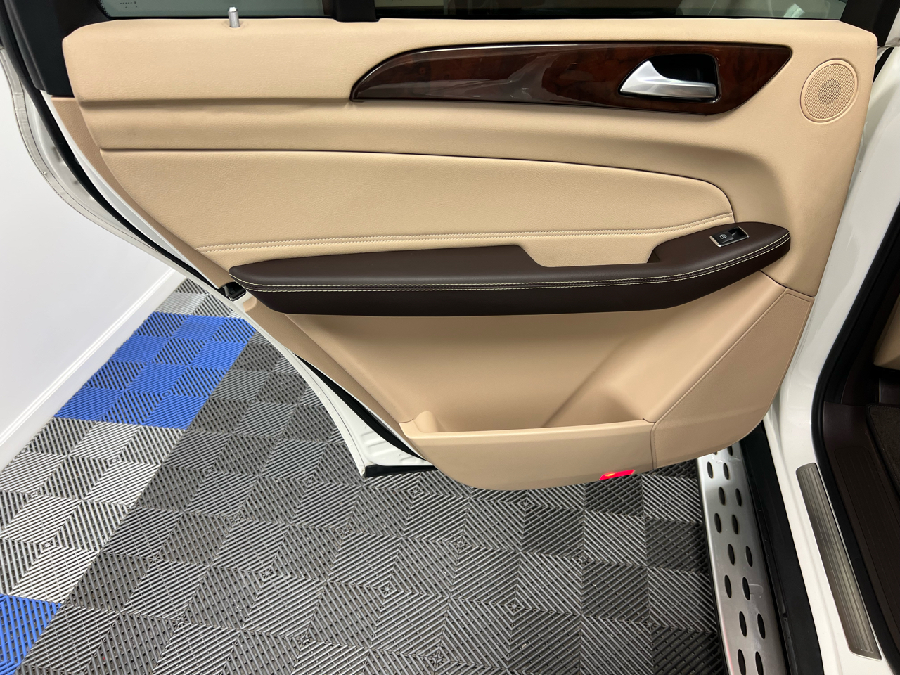 Mercedes-Benz GLS GLS 450 4MATIC SUV 2019