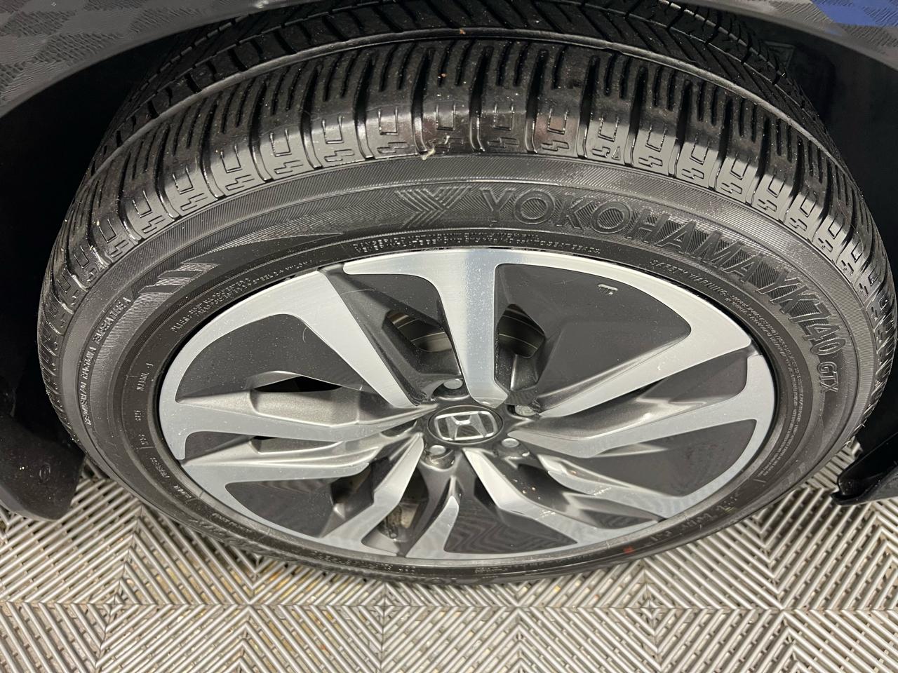 Honda Accord Hybrid Touring Sedan 2018