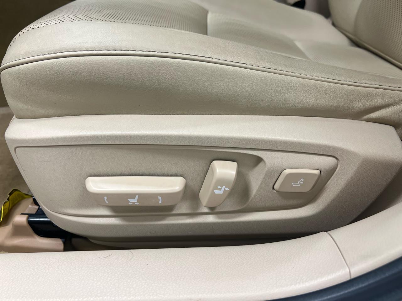 Lexus ES 350 4dr Sdn 2015