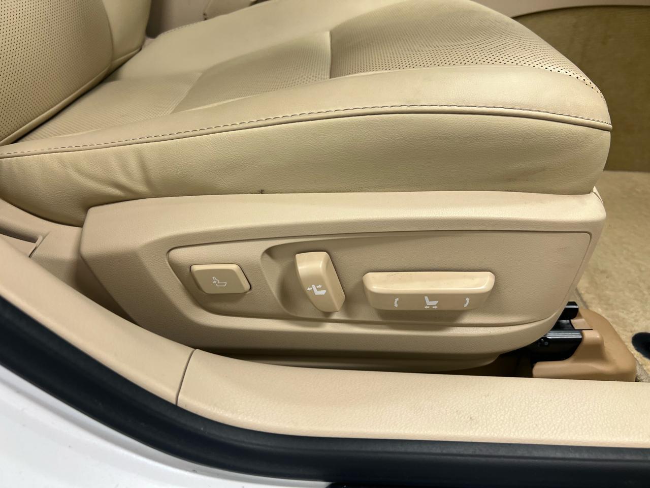 Lexus ES 350 4dr Sdn 2015