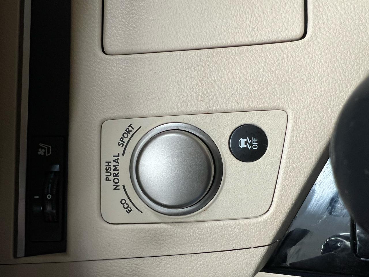 Lexus ES 350 4dr Sdn 2015