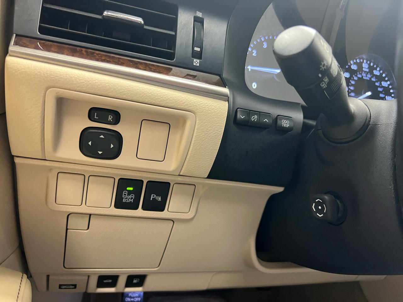 Lexus ES 350 4dr Sdn 2015