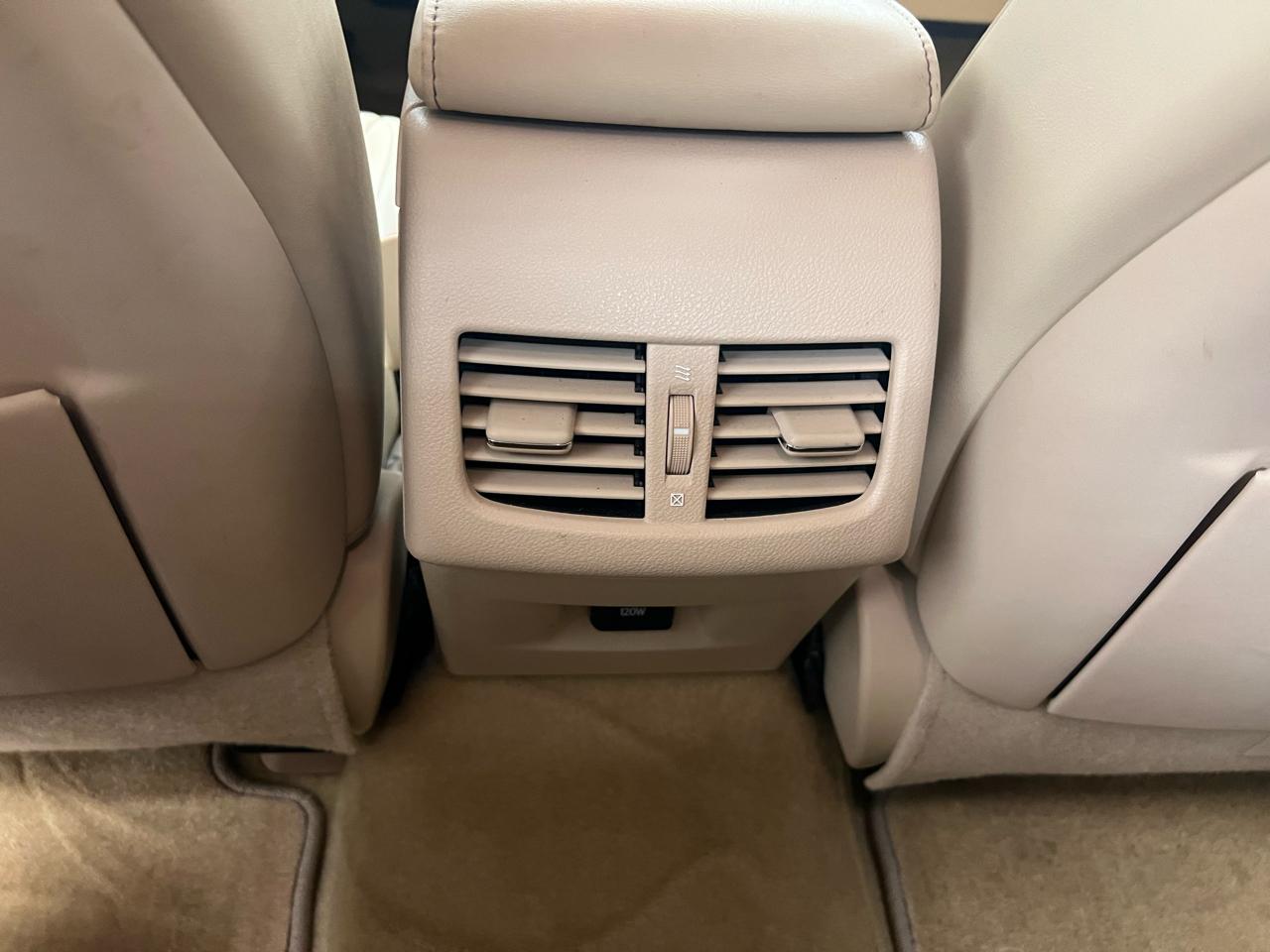 Lexus ES 350 4dr Sdn 2015