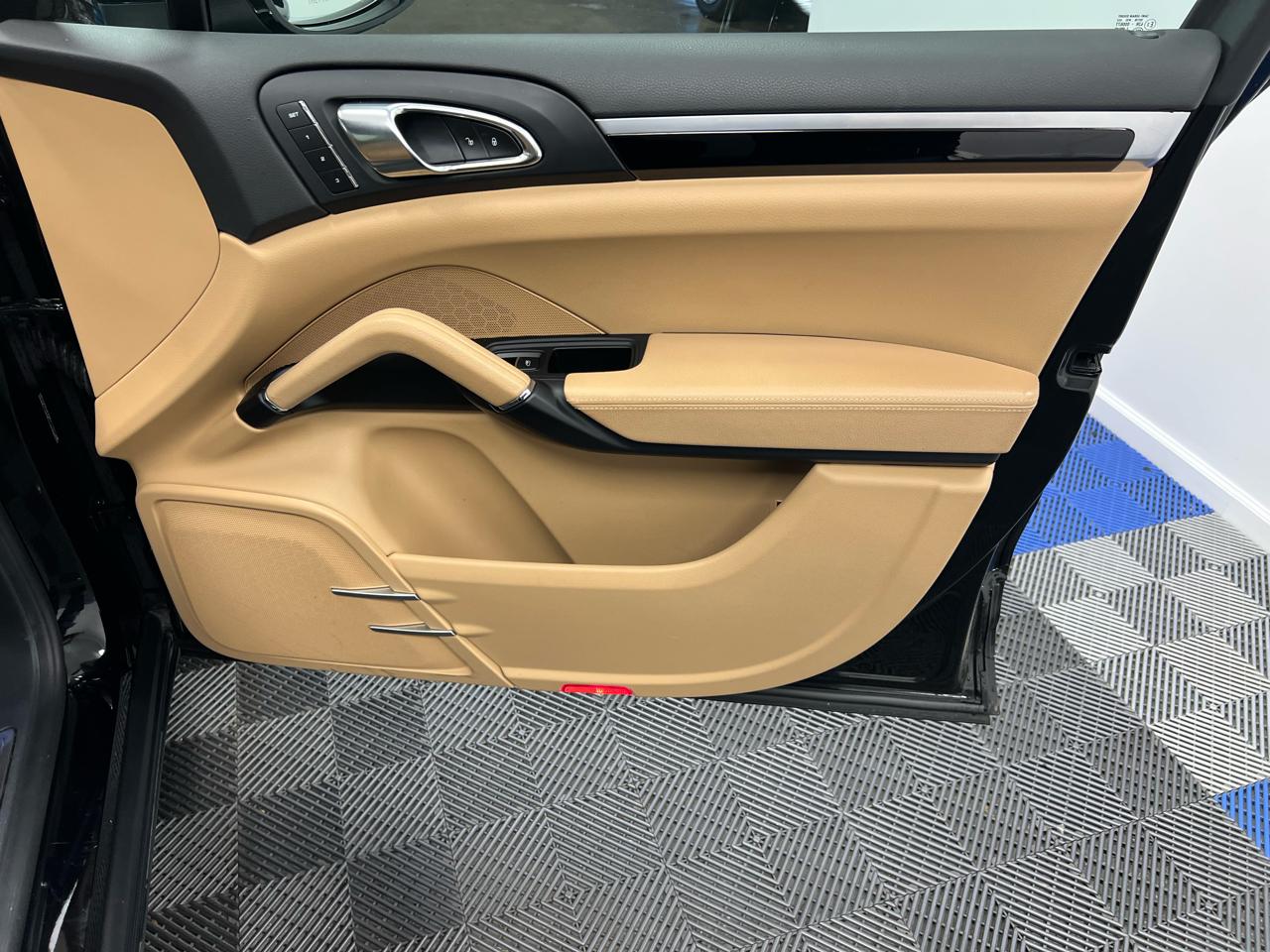 Porsche Cayenne AWD 4dr 2016