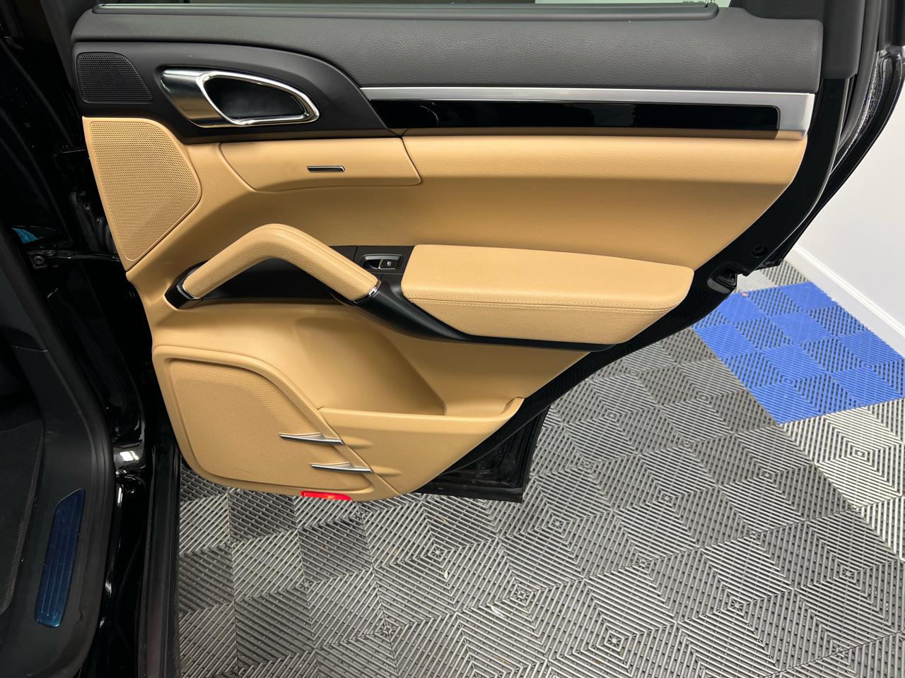 Porsche Cayenne AWD 4dr 2016