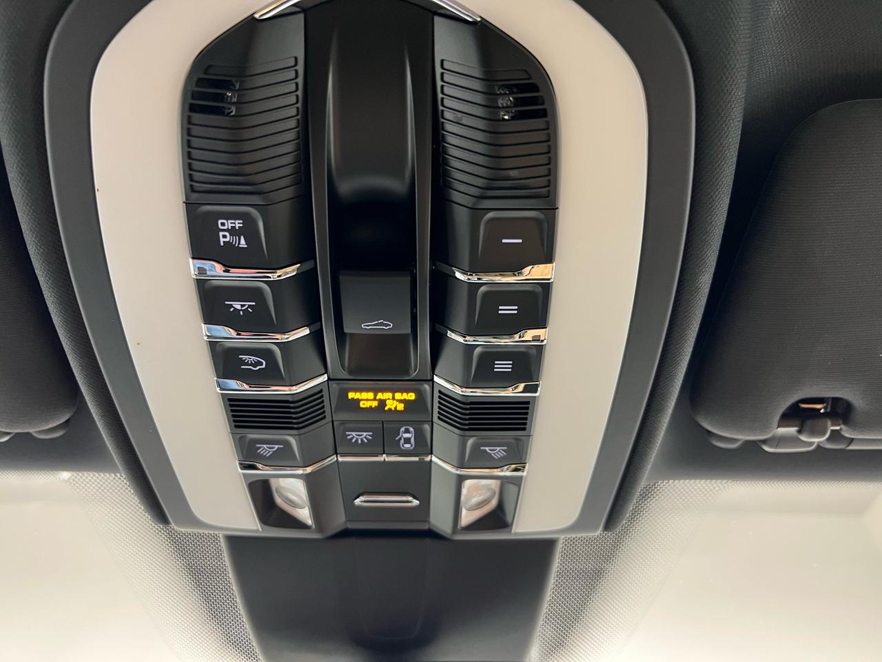 Porsche Cayenne AWD 4dr 2016