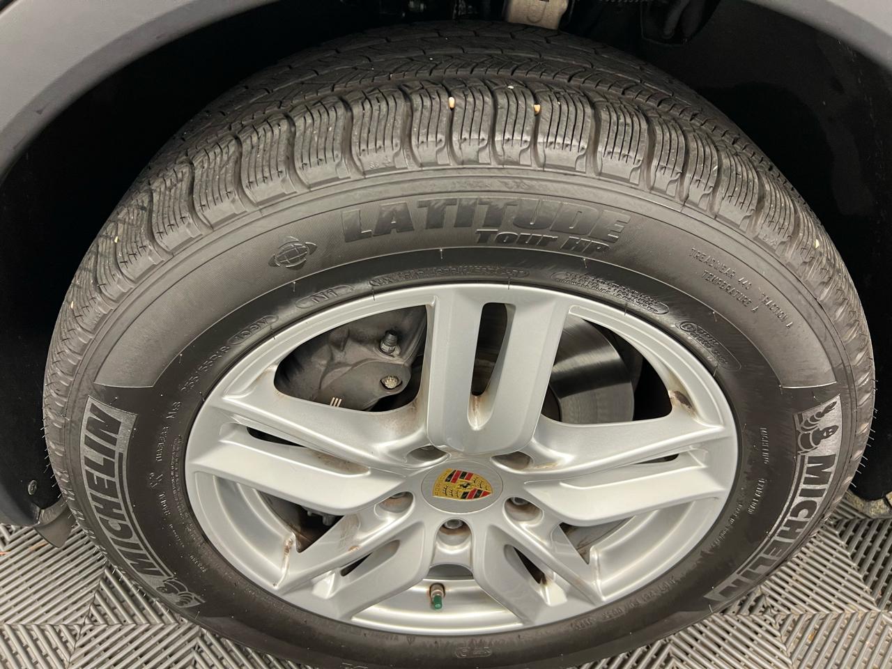 Porsche Cayenne AWD 4dr 2016