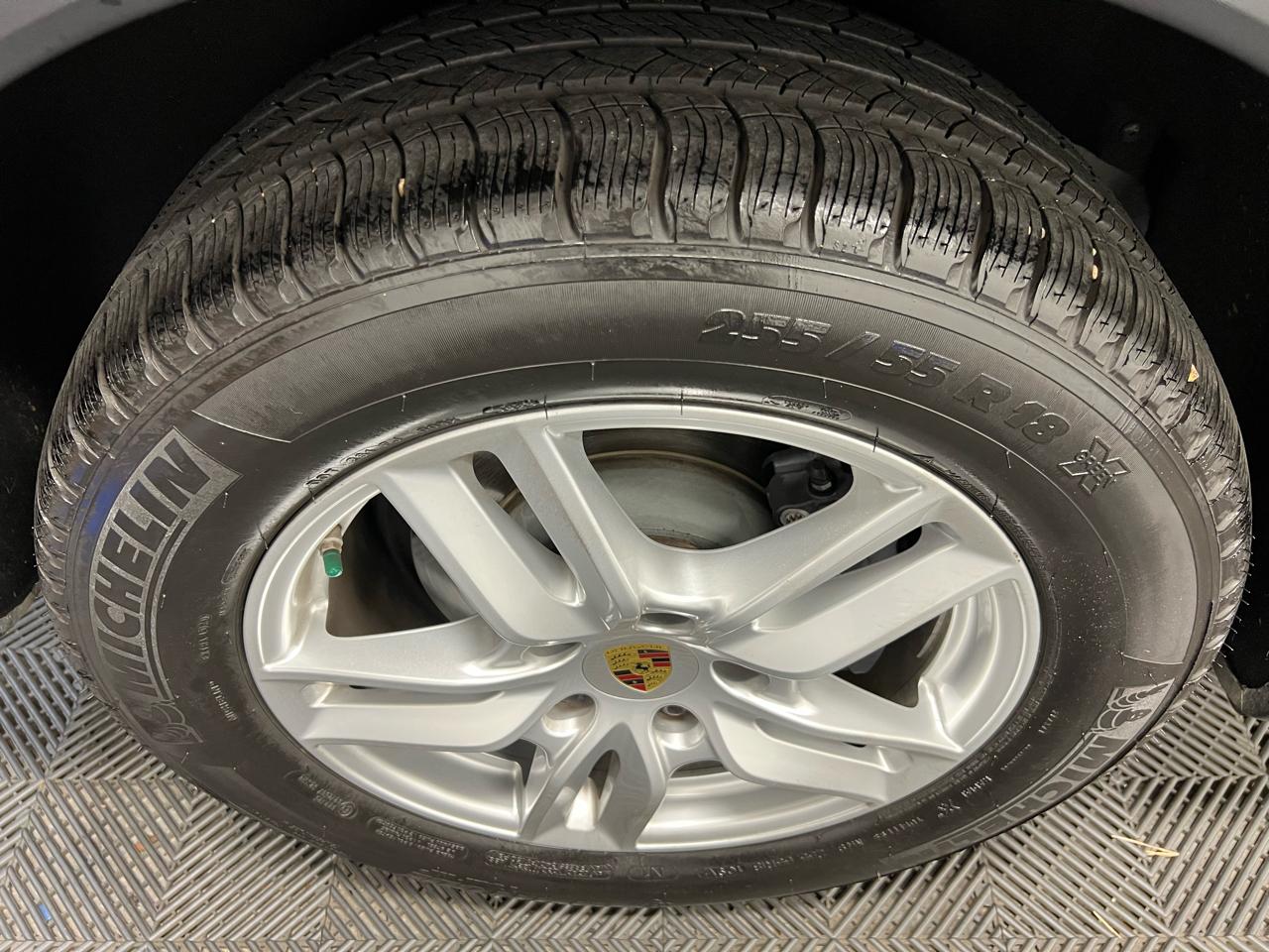 Porsche Cayenne AWD 4dr 2016