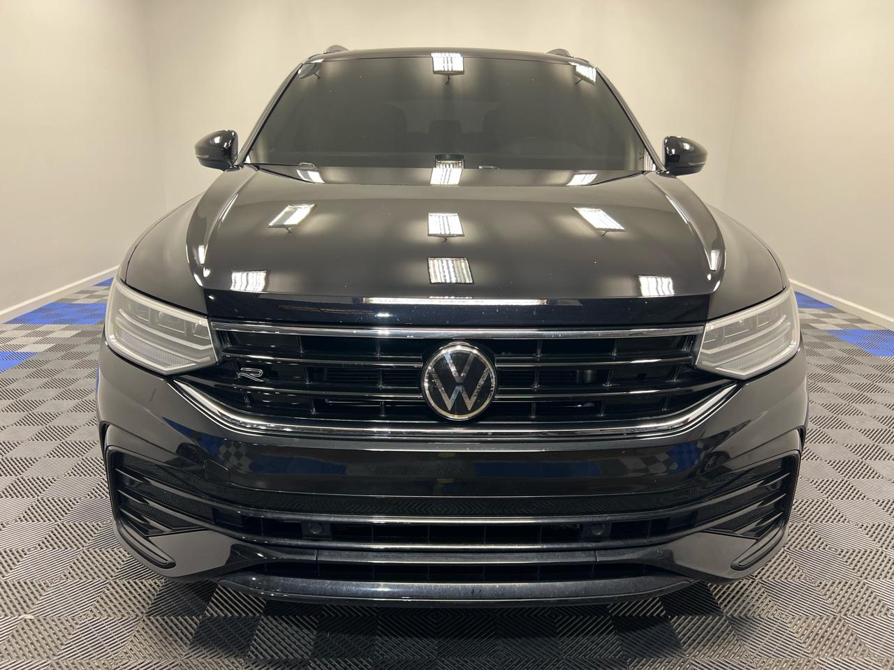 Volkswagen Tiguan 2.0T SE R-Line Black FWD 2023