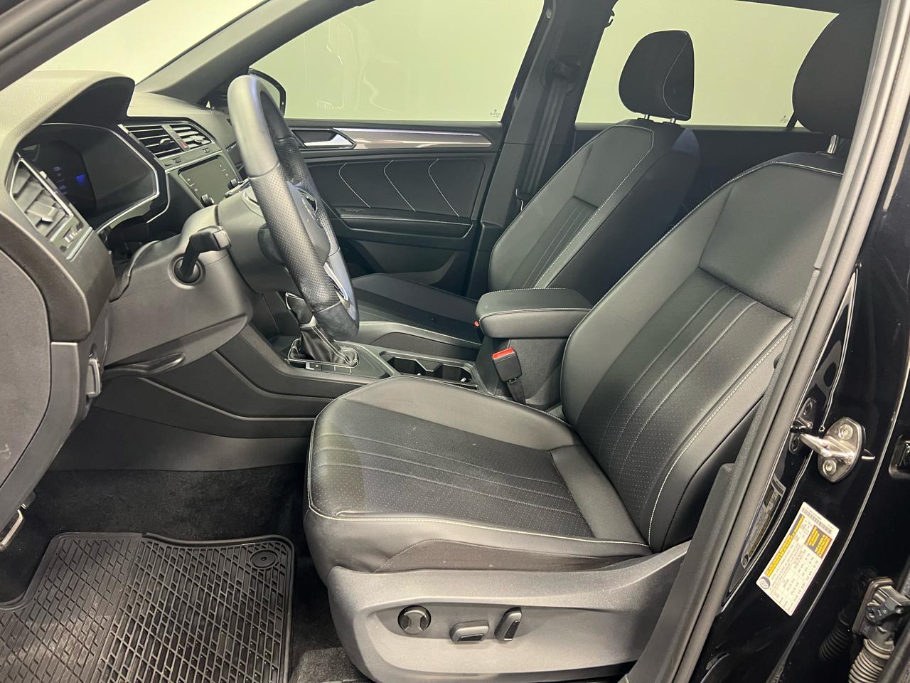 Volkswagen Tiguan 2.0T SE R-Line Black FWD 2023