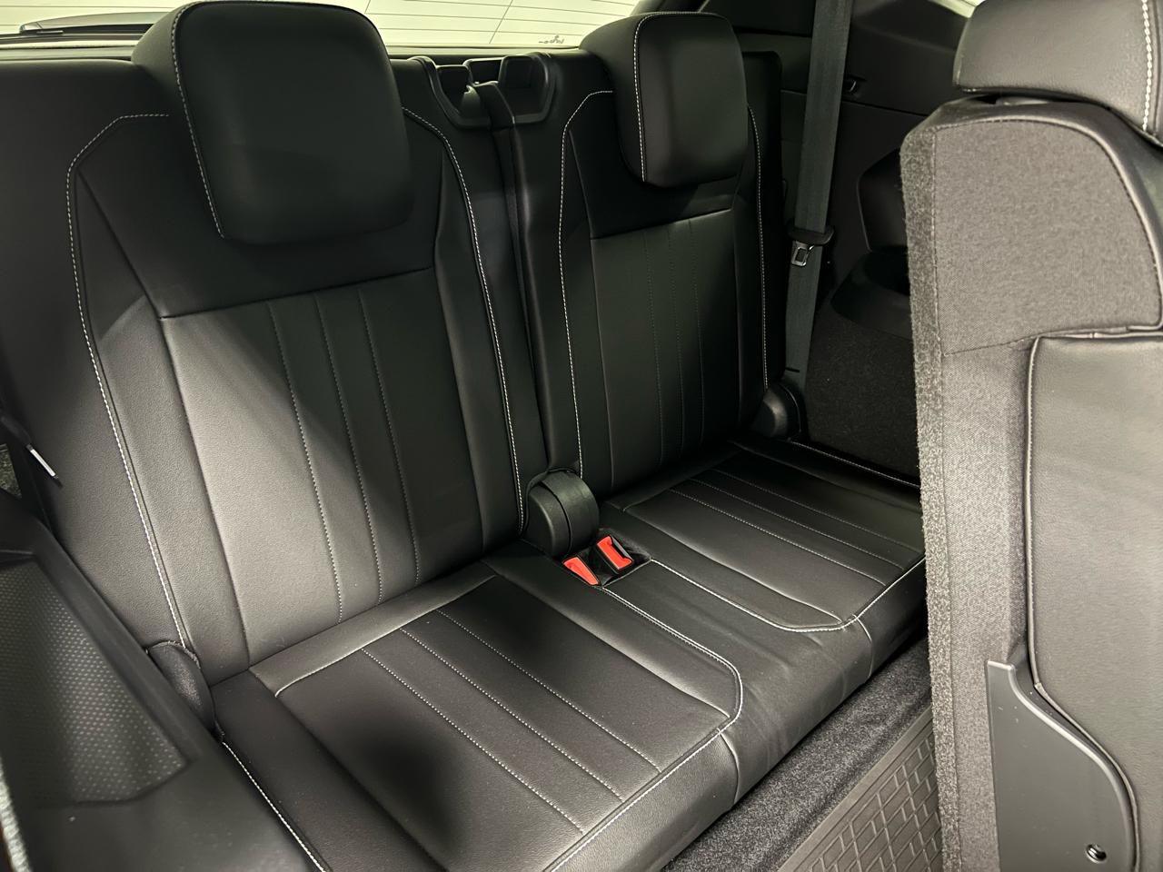 Volkswagen Tiguan 2.0T SE R-Line Black FWD 2023