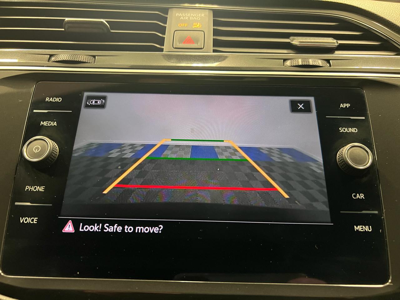 Volkswagen Tiguan 2.0T SE R-Line Black FWD 2023