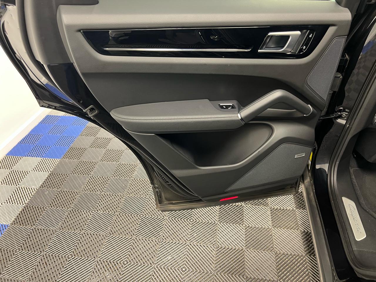 Porsche Cayenne AWD 2021