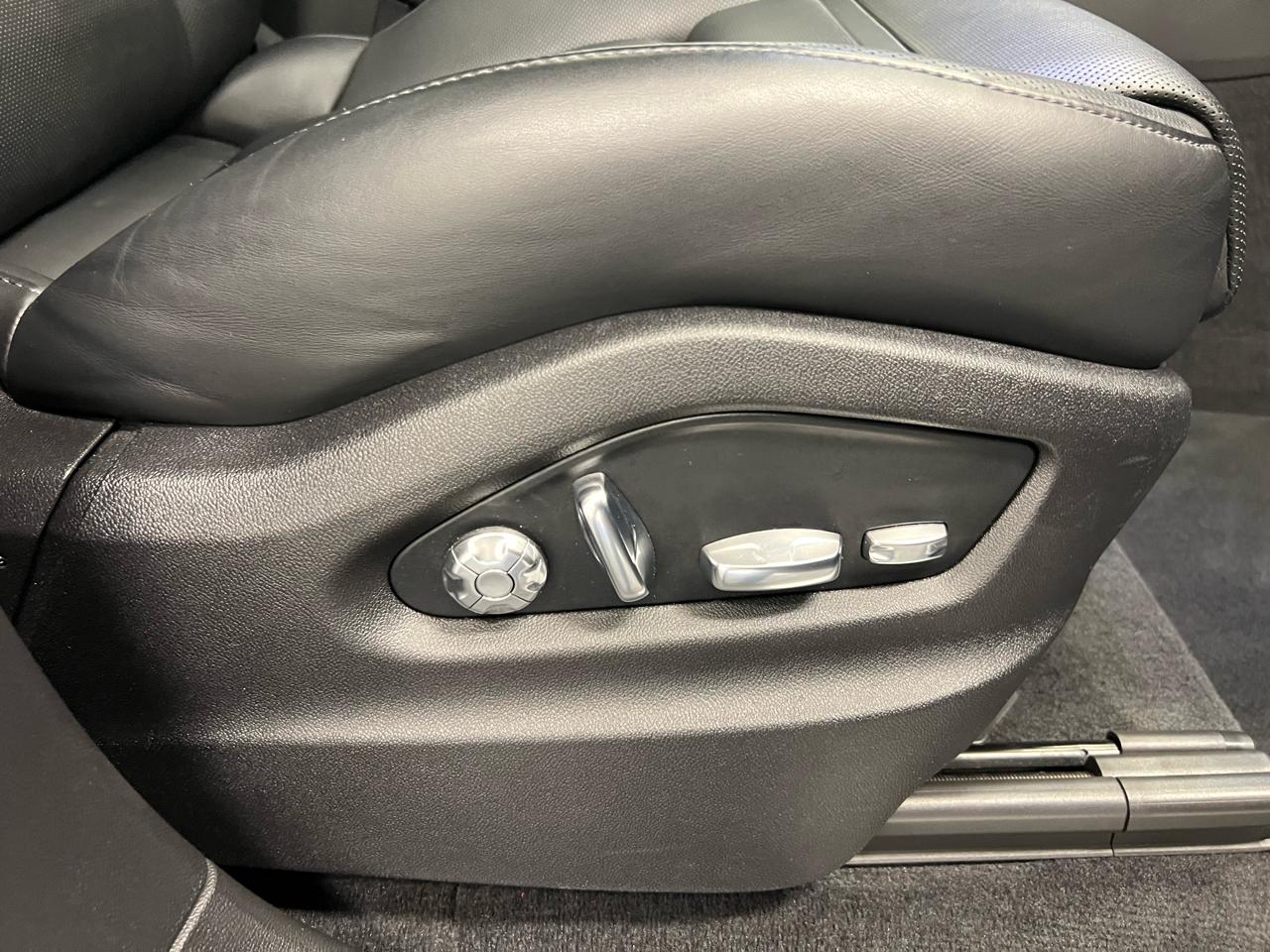 Porsche Cayenne AWD 2021