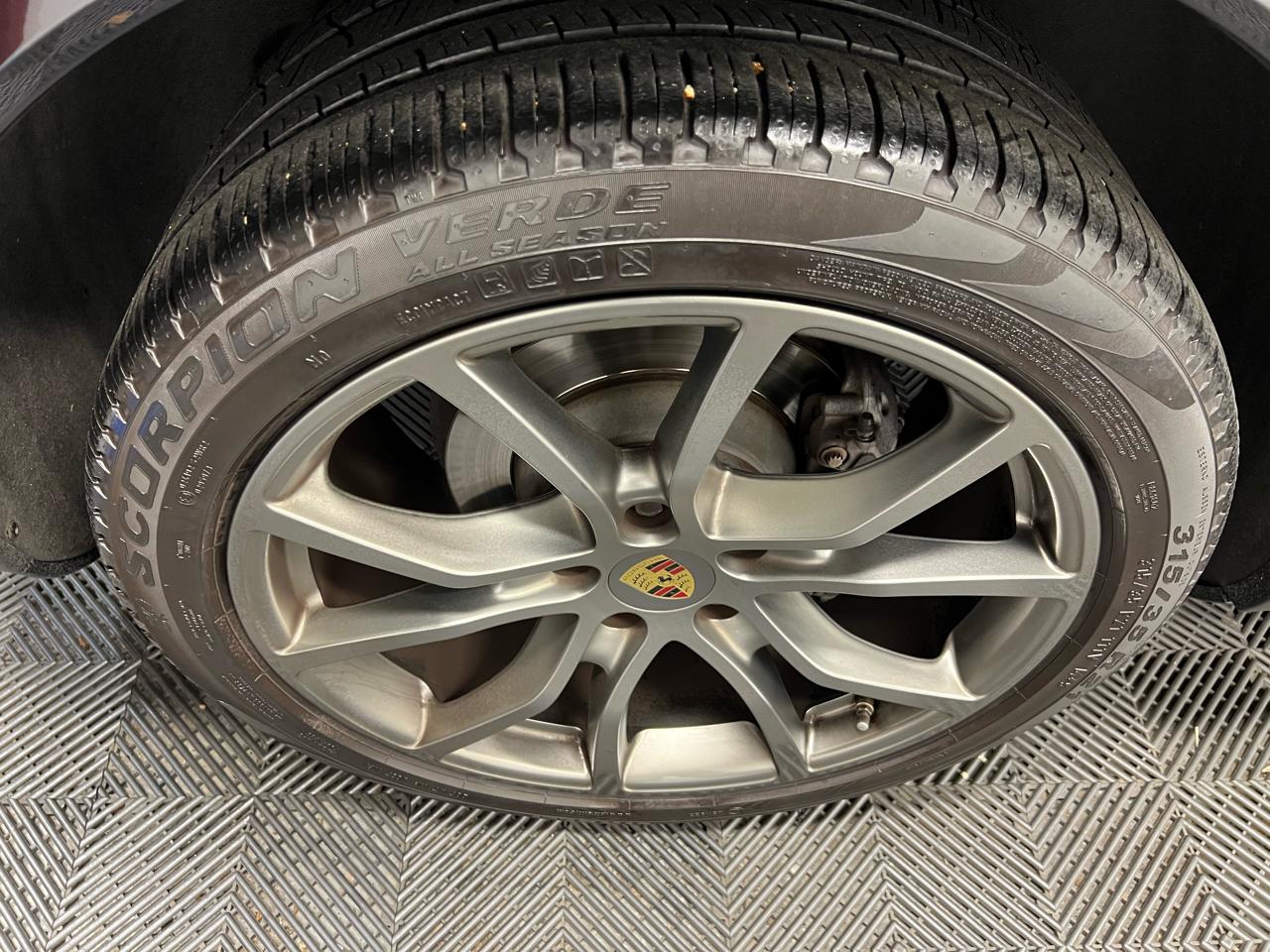 Porsche Cayenne AWD 2021