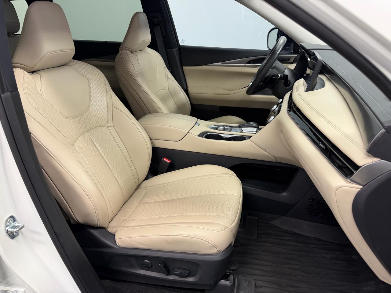 Infiniti QX60 LUXE FWD 2023