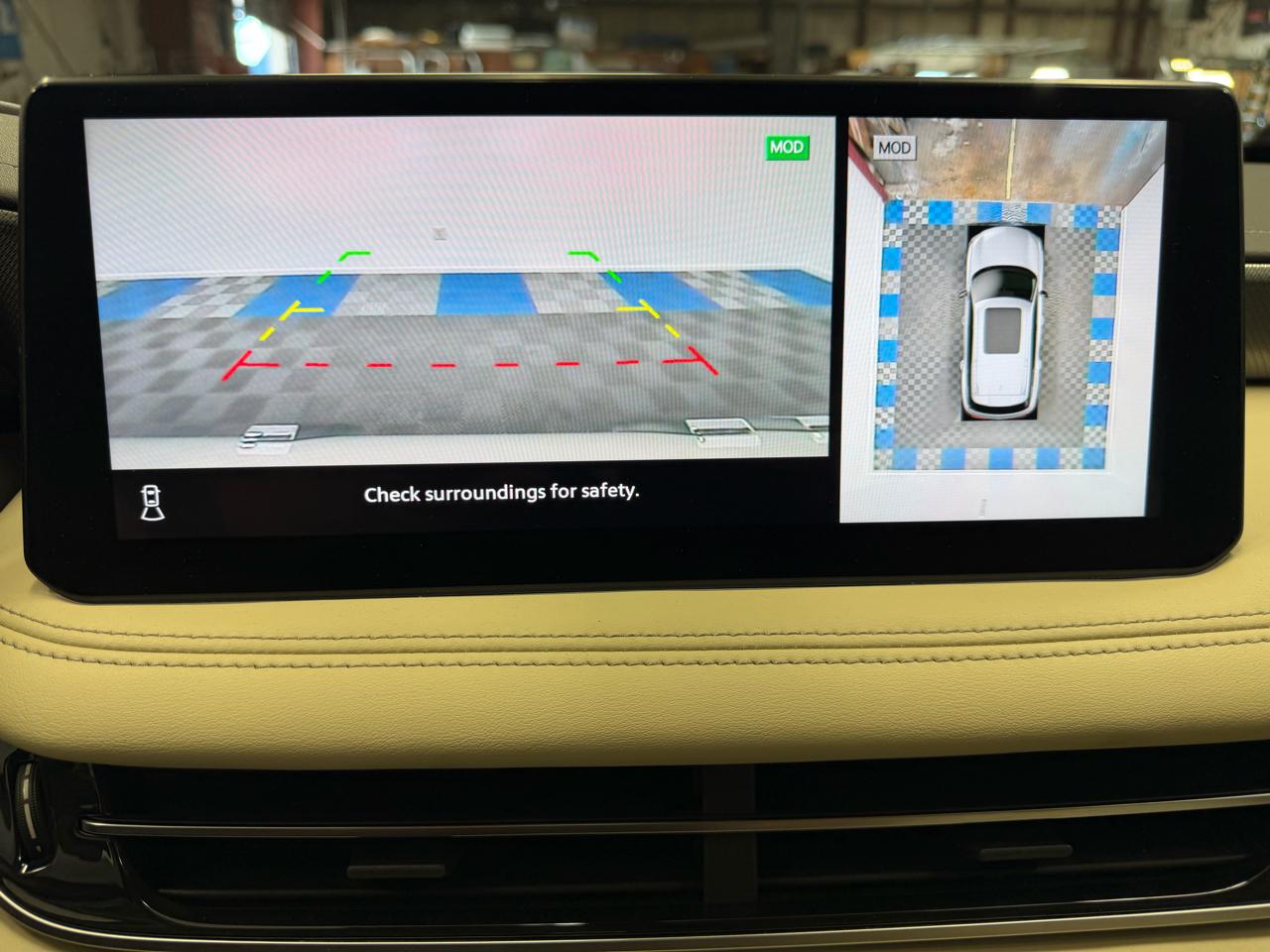 Infiniti QX60 LUXE FWD 2023