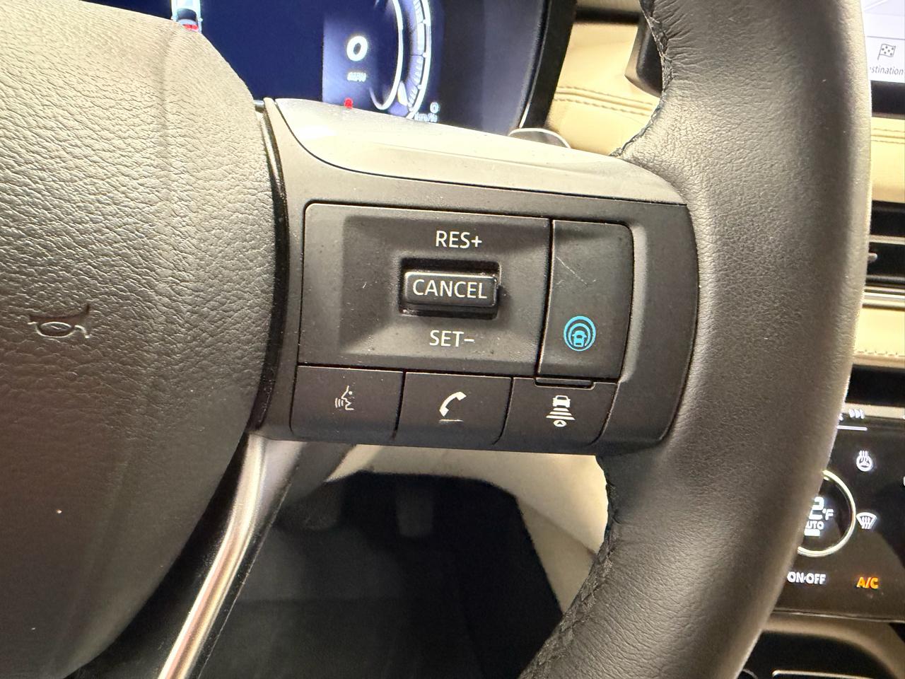 Infiniti QX60 LUXE FWD 2023