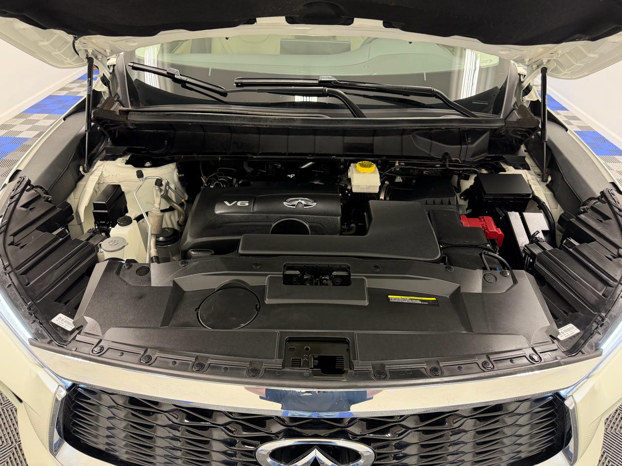 Infiniti QX60 LUXE FWD 2023