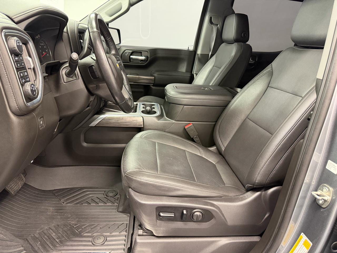 Chevrolet Silverado 1500 4WD Crew Cab 147" LTZ 2021