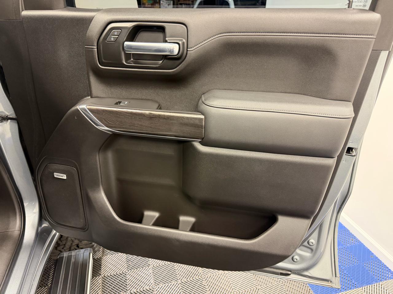 Chevrolet Silverado 1500 4WD Crew Cab 147" LTZ 2021