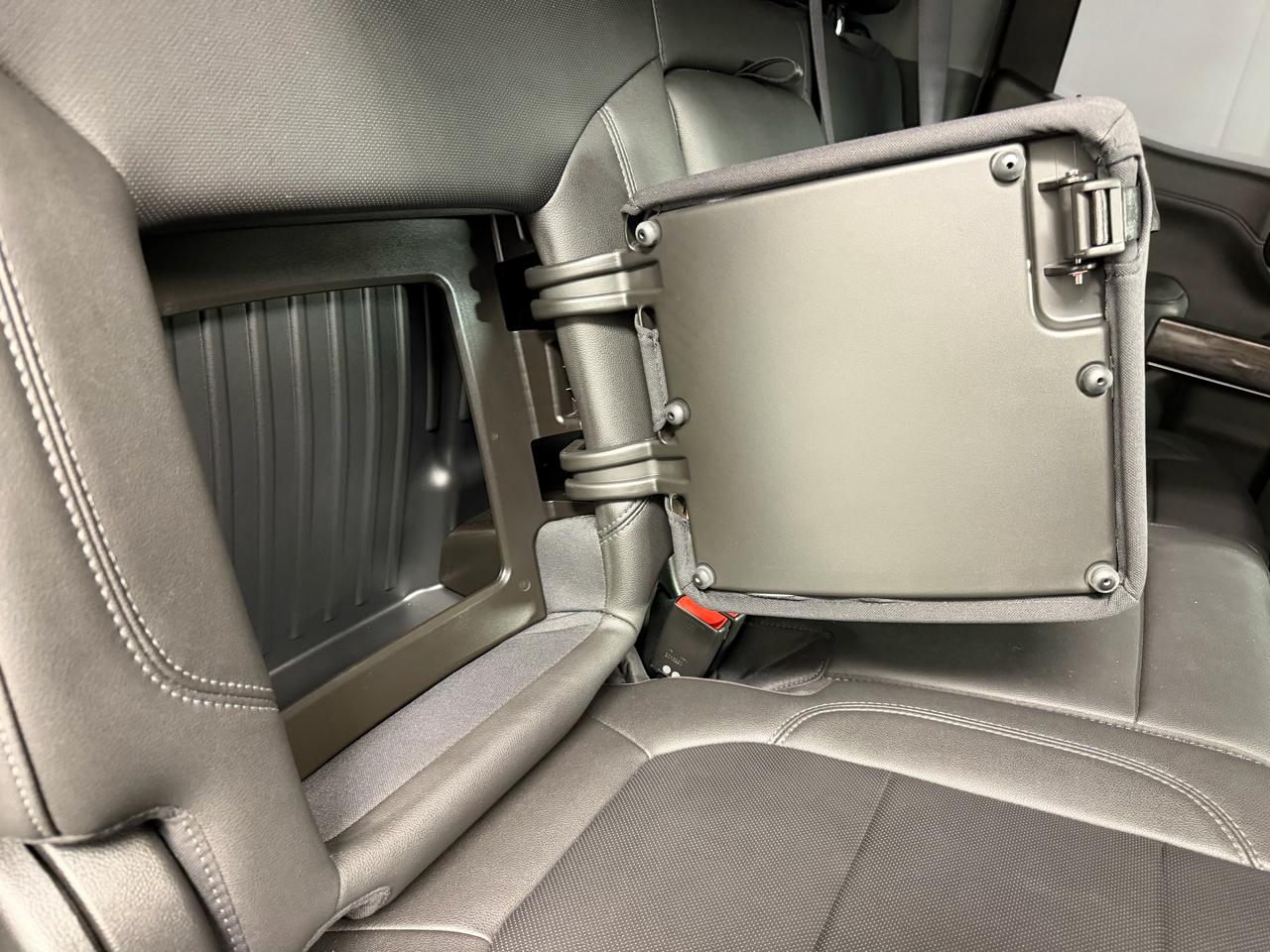 Chevrolet Silverado 1500 4WD Crew Cab 147" LTZ 2021