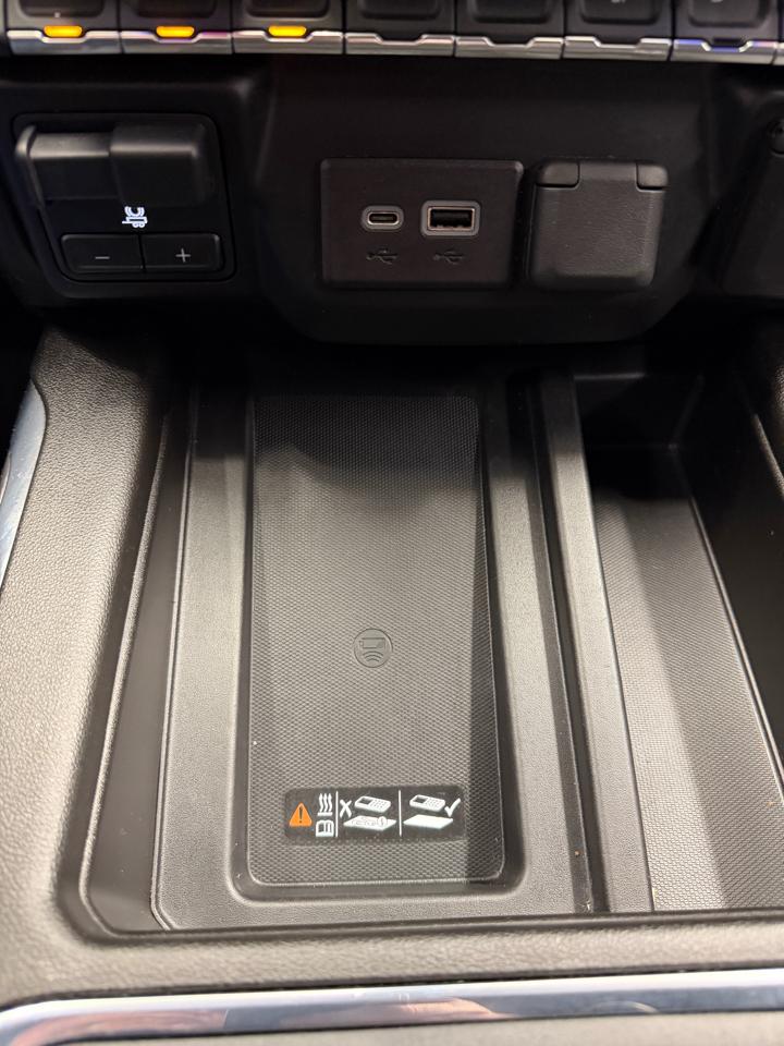 Chevrolet Silverado 1500 4WD Crew Cab 147" LTZ 2021