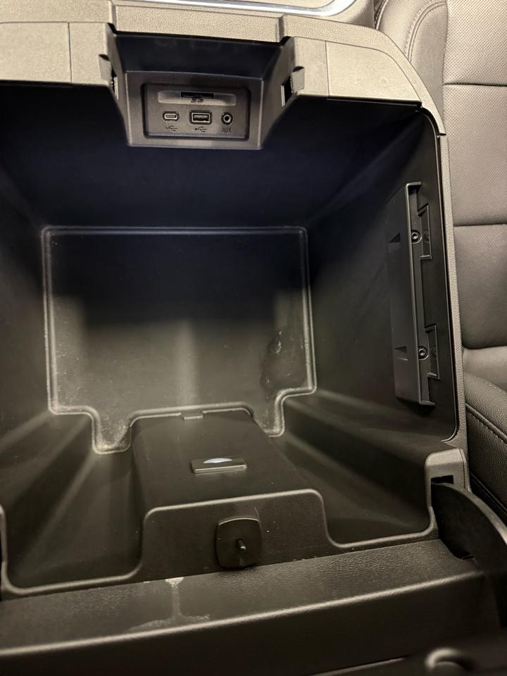 Chevrolet Silverado 1500 4WD Crew Cab 147" LTZ 2021