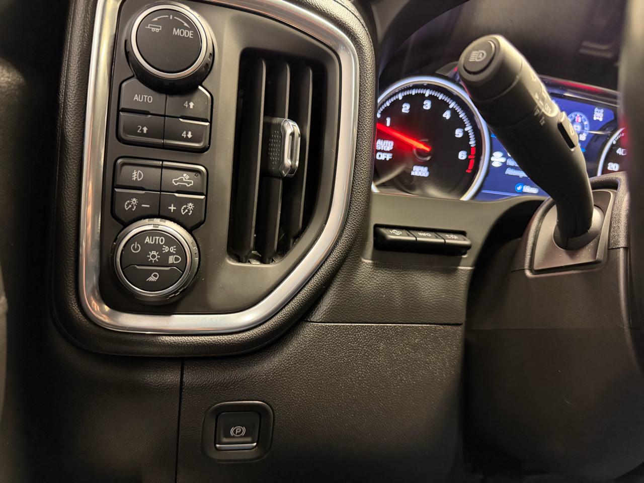 Chevrolet Silverado 1500 4WD Crew Cab 147" LTZ 2021