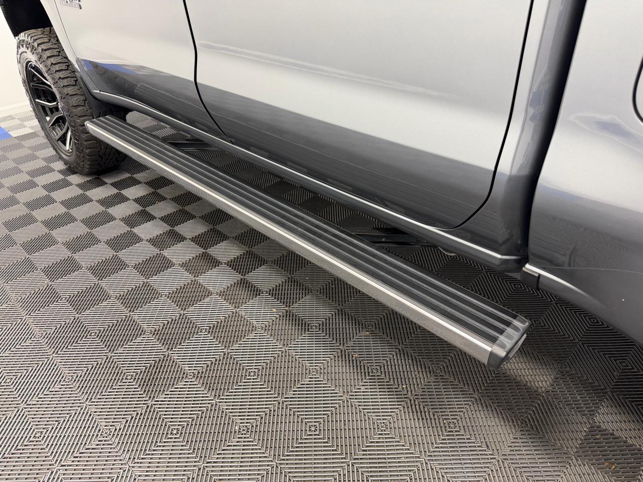 Chevrolet Silverado 1500 4WD Crew Cab 147" LTZ 2021