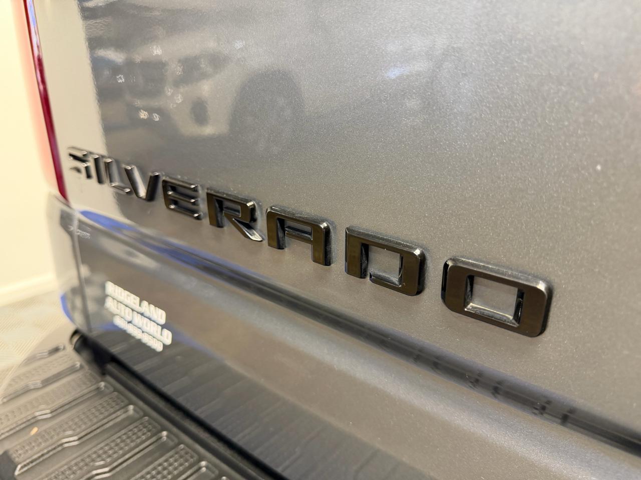 Chevrolet Silverado 1500 4WD Crew Cab 147" LTZ 2021