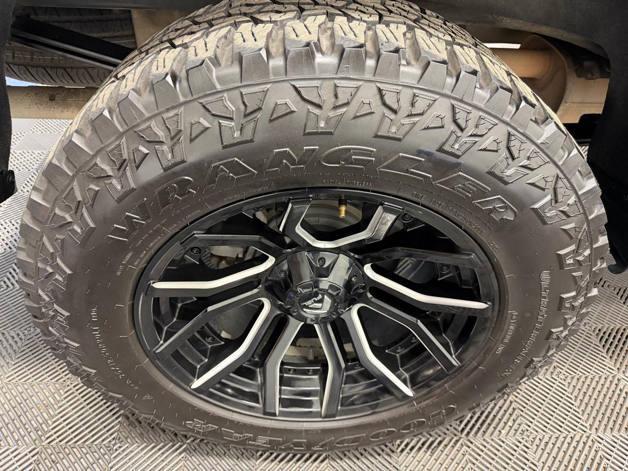 Chevrolet Silverado 1500 4WD Crew Cab 147" LTZ 2021