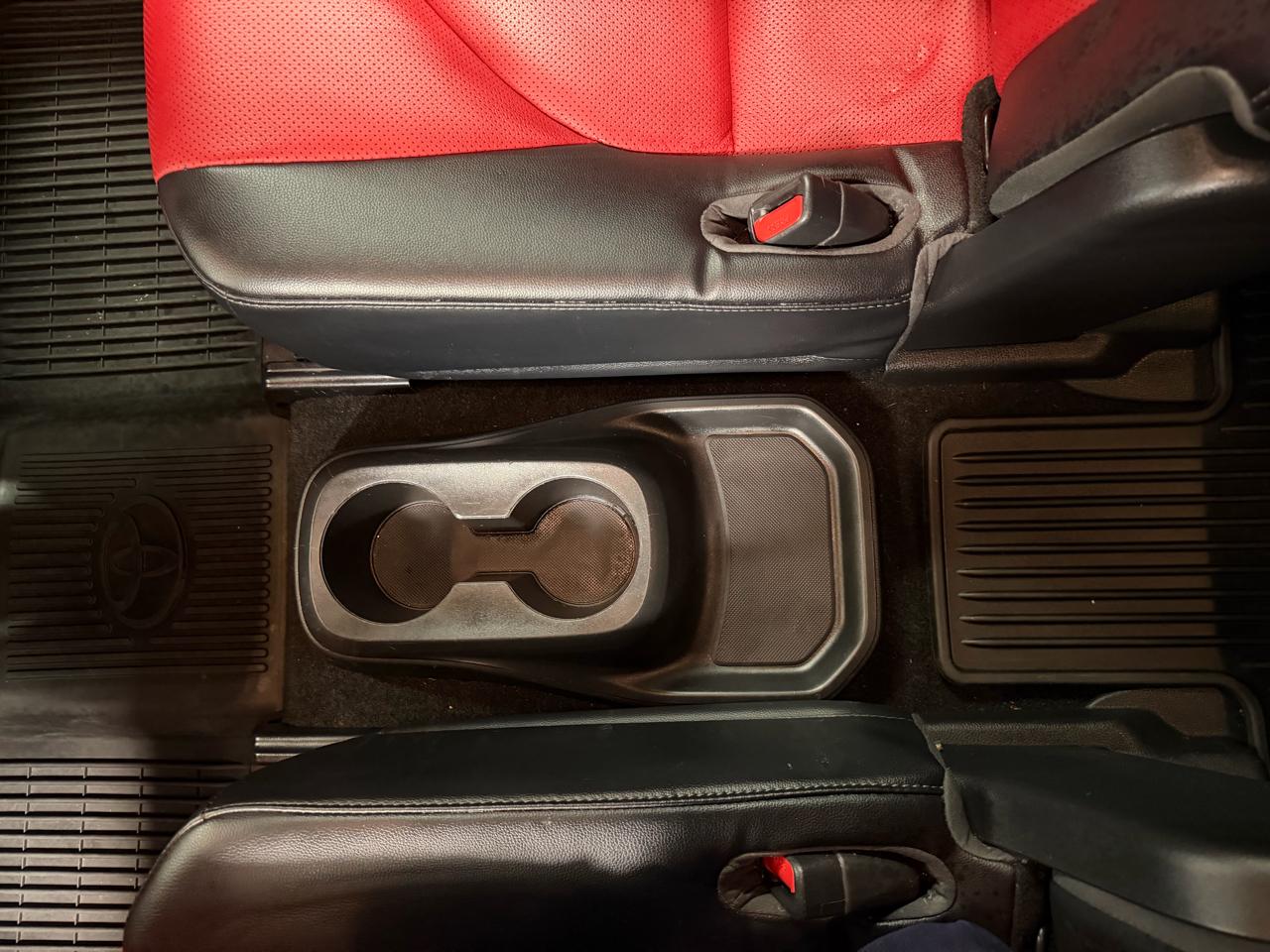 Toyota Highlander XSE 4D SUV FWD 2023