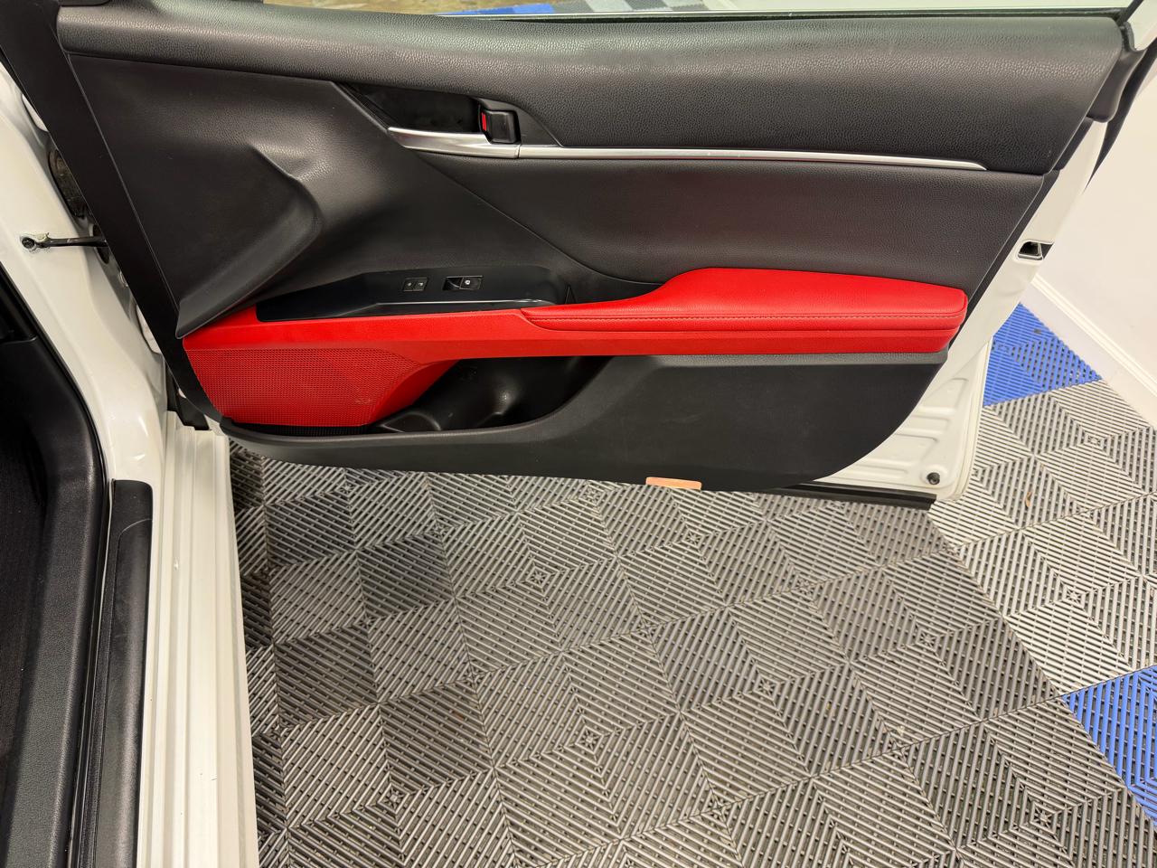 Toyota Camry XSE Auto (Natl) 2019