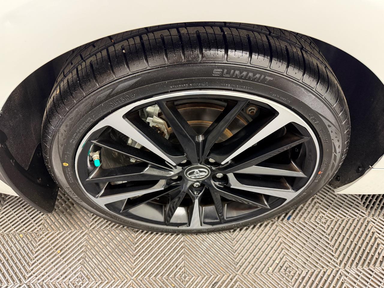 Toyota Camry XSE Auto (Natl) 2019