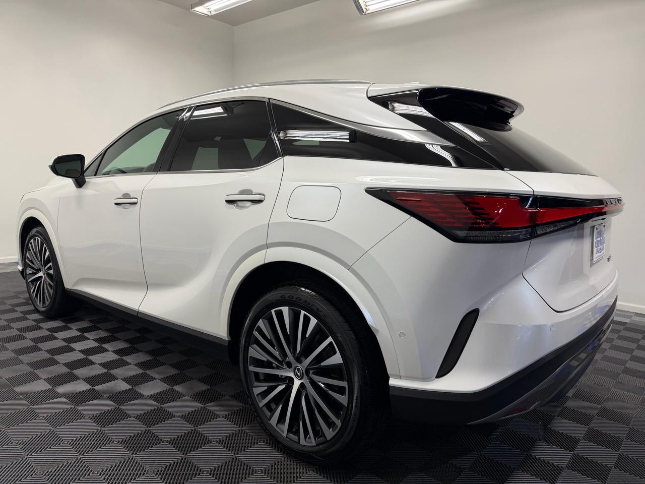 Lexus RX RX 350 Premium Plus FWD 2025