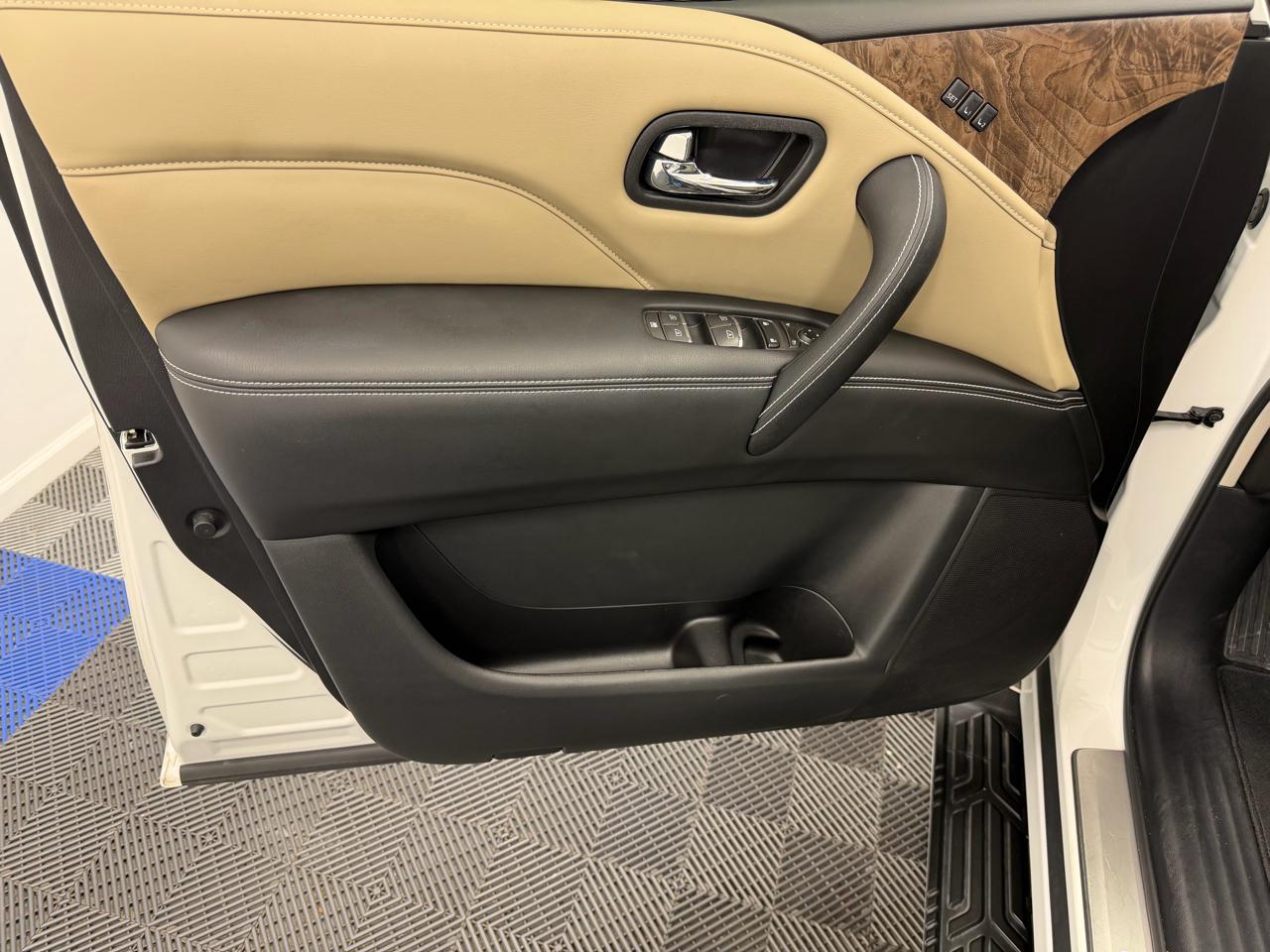Infiniti QX80 PREMIUM SELECT RWD 2021