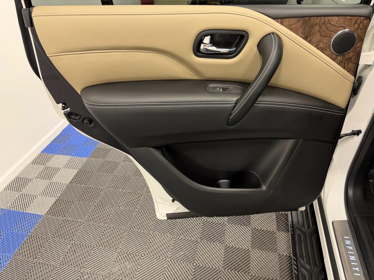 Infiniti QX80 PREMIUM SELECT RWD 2021