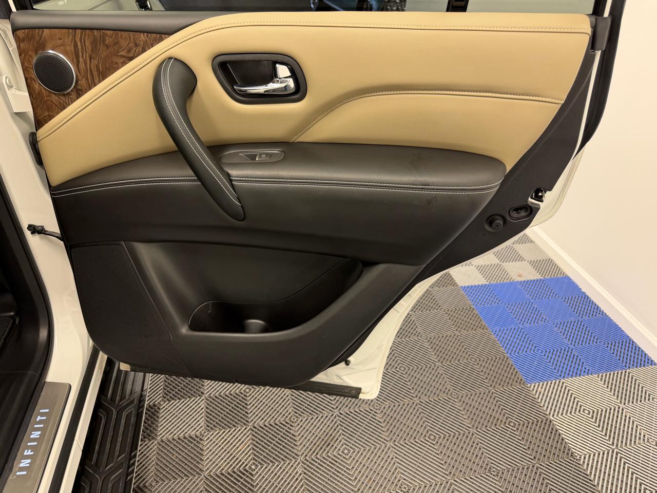 Infiniti QX80 PREMIUM SELECT RWD 2021